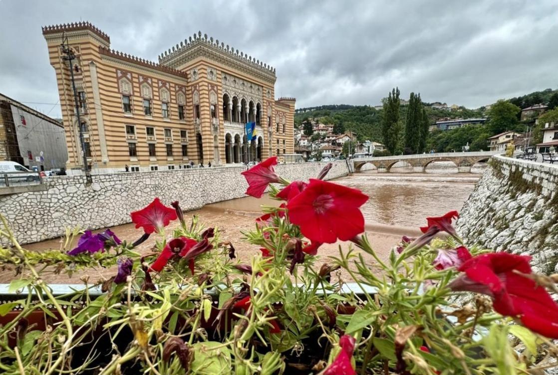 Apartment Apartman Srce Starog Grada Besplatan Parking *
